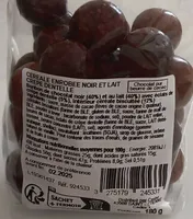 Cereale enrobee noir et lait