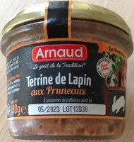 Terrine de lapin aux pruneaux