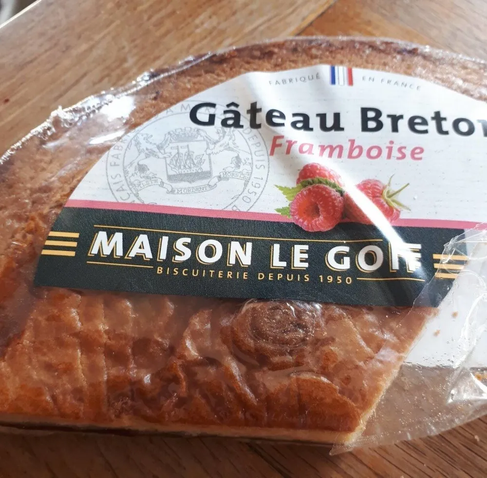 Gâteau breton fourré à la framboise