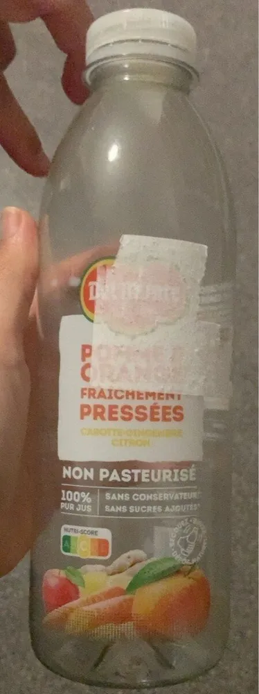 pomme et orange fraichement pressé