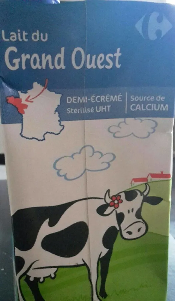 Lait demi écrémé stérilisé UHT