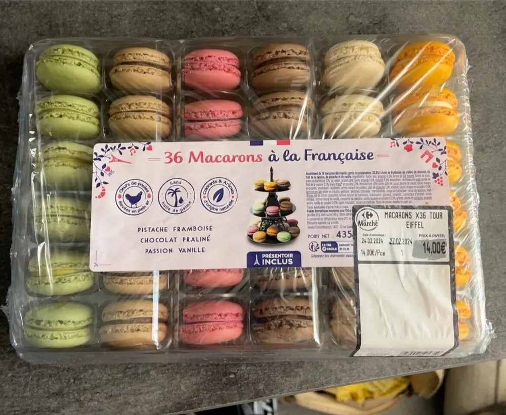 Macarons x36 tour Eiffel