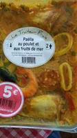 Paella poulet fruits merle