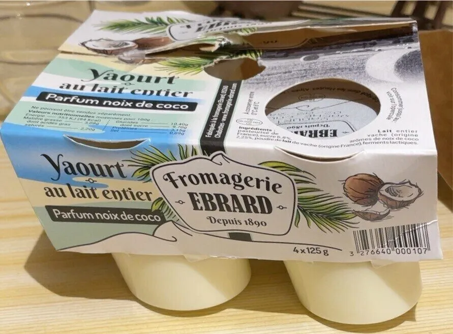 Yaourt au lait entier parfum noix de coco