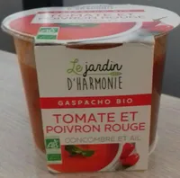 Tomate et poivron rouge concombre et ail