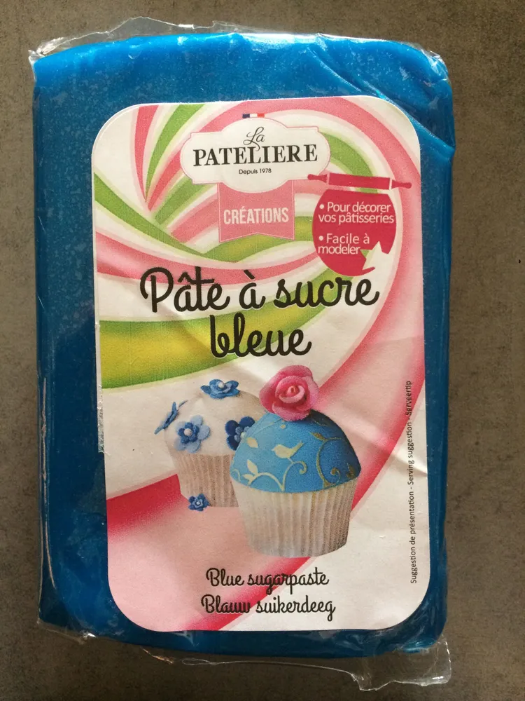 Pate a sucre bleue