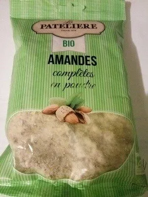 Amandes complètes en poudre