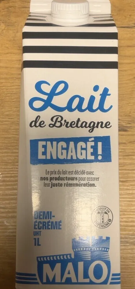 Lait de Bretagne DEMI-ÉCRÉMÉ UHT