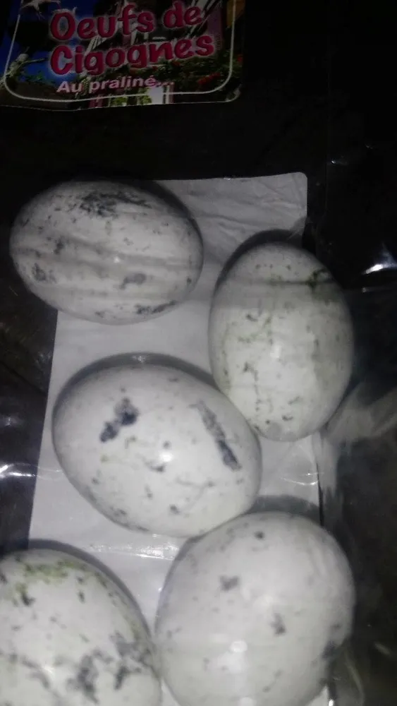 Œufs de cigogne au praliné