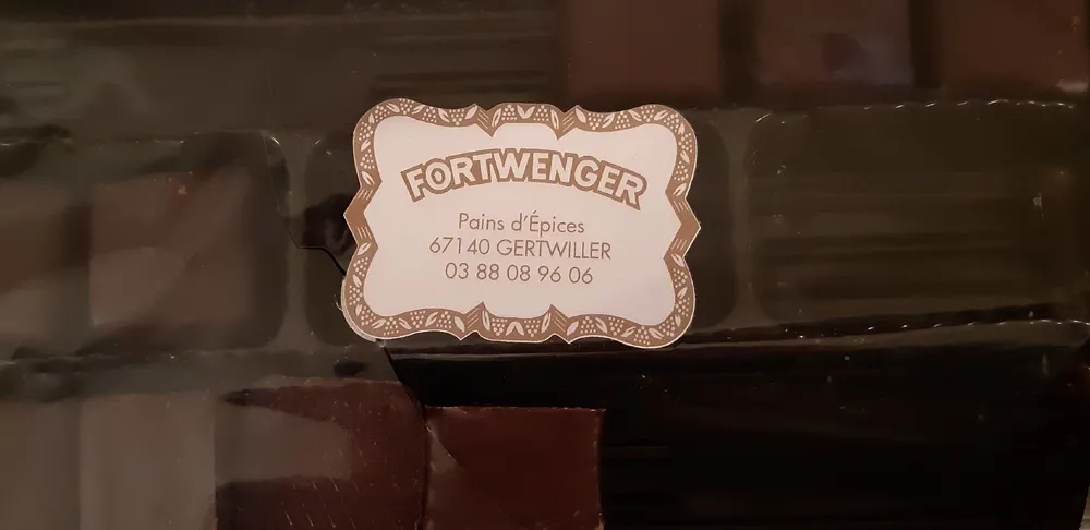 Des Domino enrobé de chocolat noir