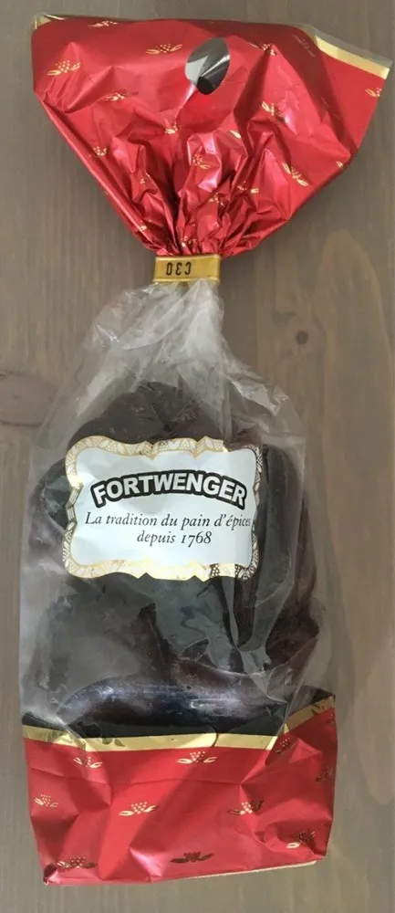 Pain d'épices à la pâte d'amande gout rhum