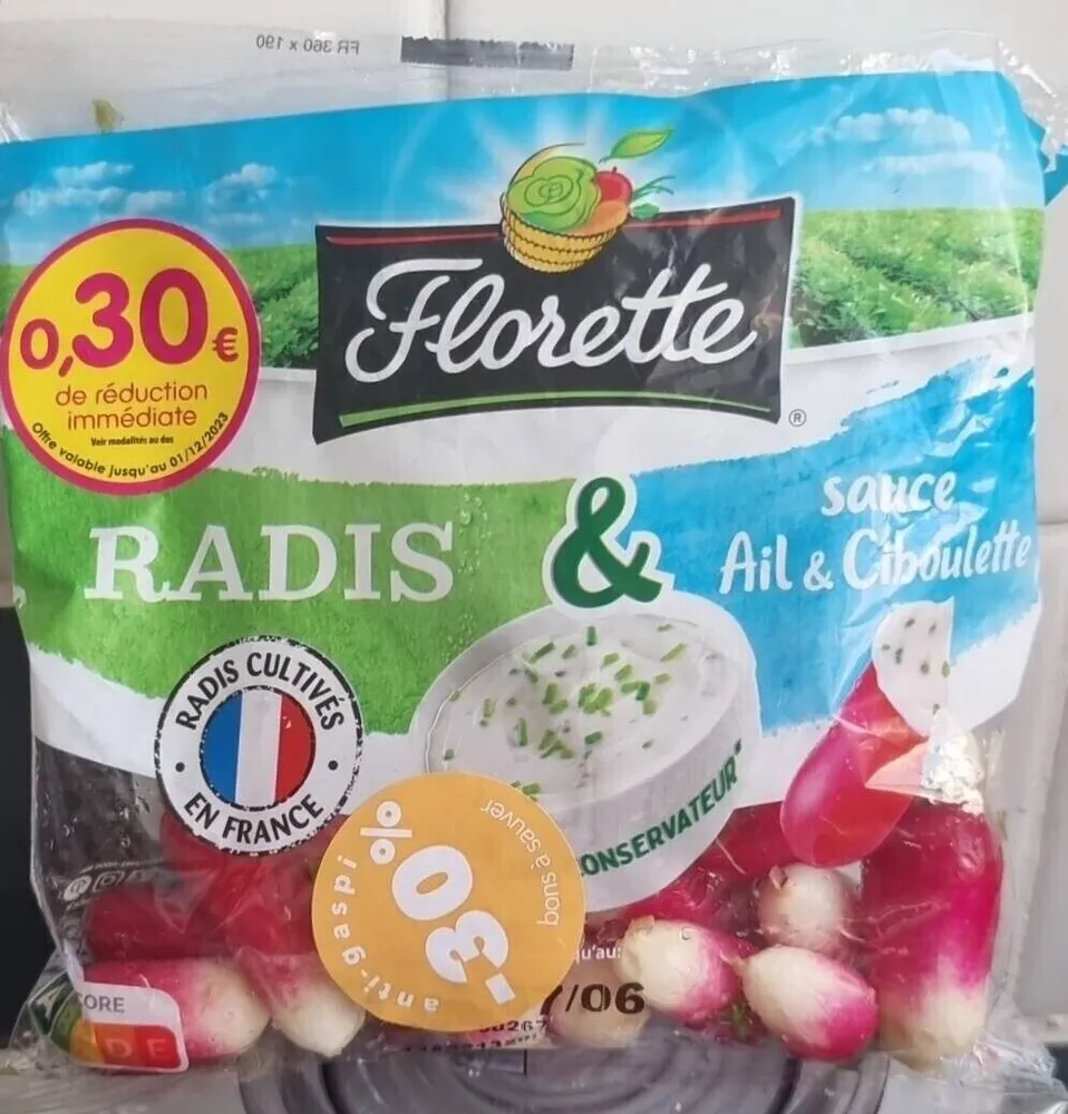 Radis et sauce aïl et ciboulette