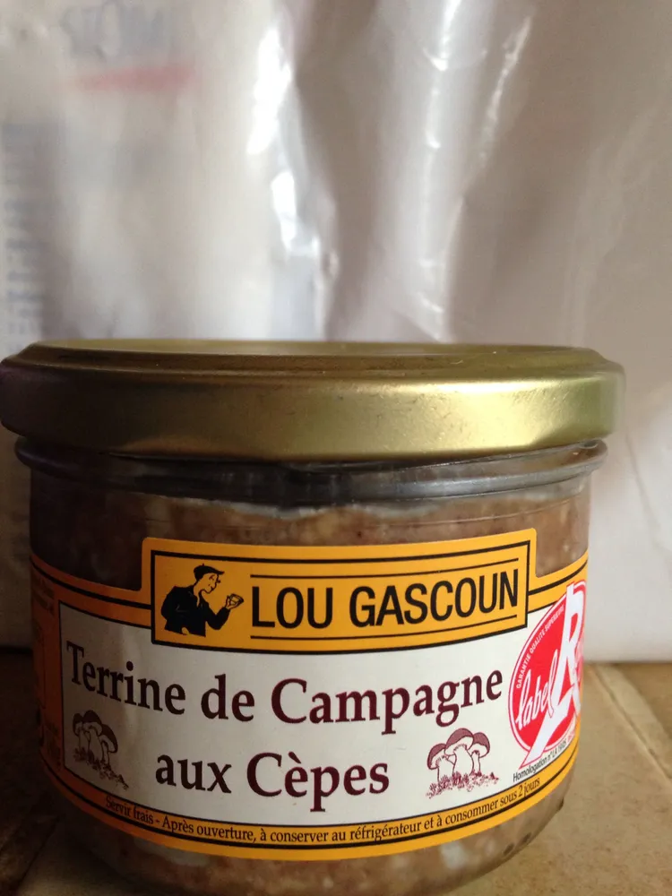 Terrine de campagne aux cèpes