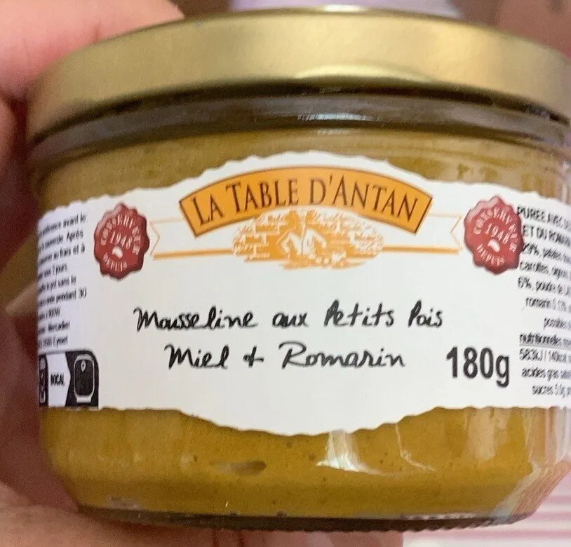 Mousseline aux petits pois, miel et romarin