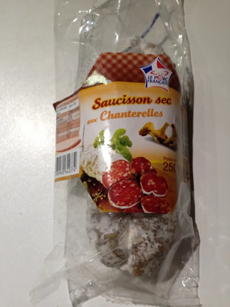 Saucisson sec aux chanterelles
