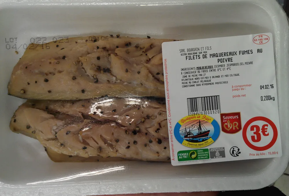 Filets de maquereaux fumés au poivre
