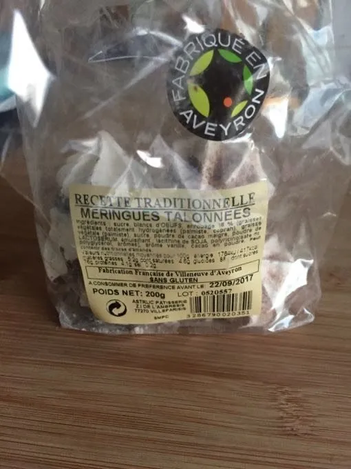 Meringues talonnées au cacao, 200g