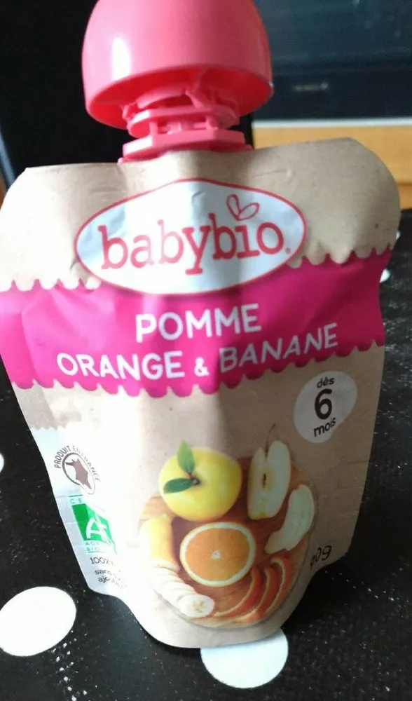 Purée de pommes, bananes et jus d'orange bio