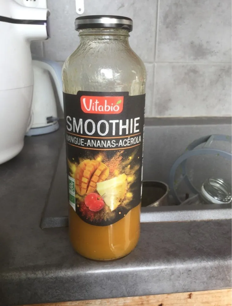 Smoothie mangue ananas acérola