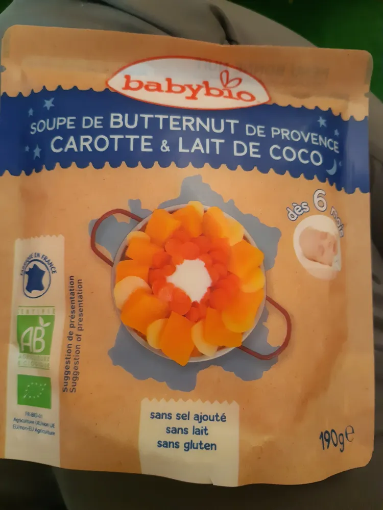 soupe de butternut de Provence  carotte et lait de coco