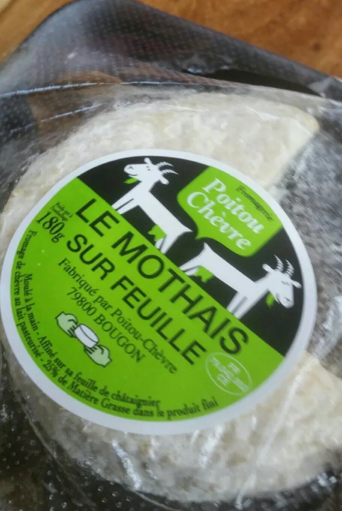Le mothais sur feuille