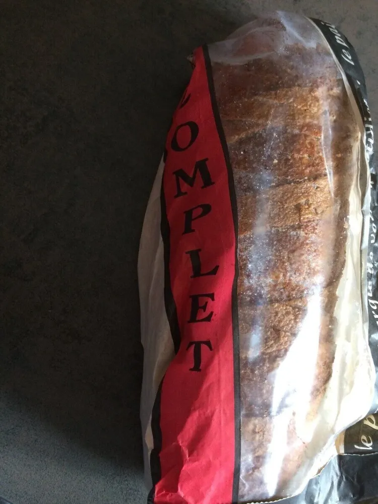 Pain Complet Saveurs et Plaisirs tranché