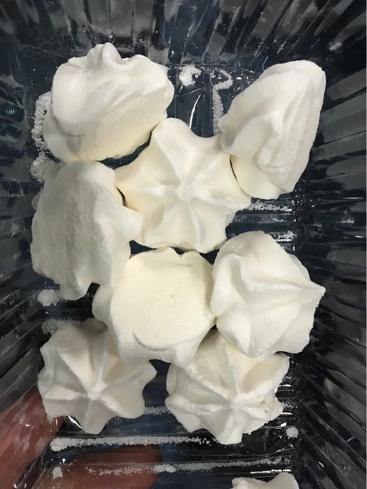 Meringues Blanches