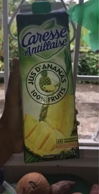 Jus d’ananas caresse antillaise