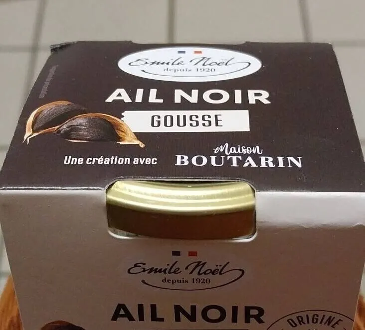 Ail noir gousse