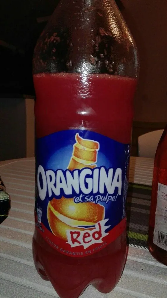 Orangina red