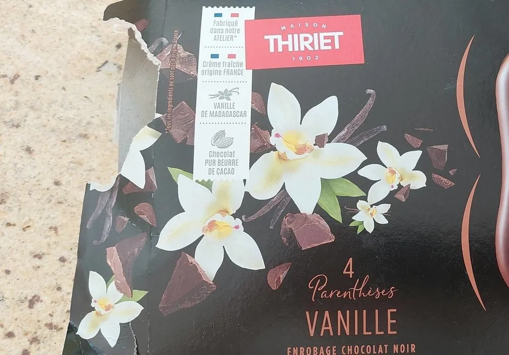 Crème glacée vanille enrobage chocolat noir