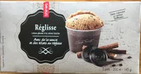 Crème glacée à la crème fraîche Réglisse (avec de la sauce et des éclats au réglisse)