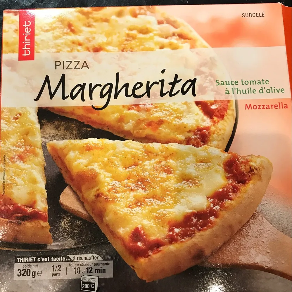 Pizza margherita, sauce tomate à l’huile d’olive