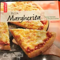 Pizza margherita, sauce tomate à l’huile d’olive