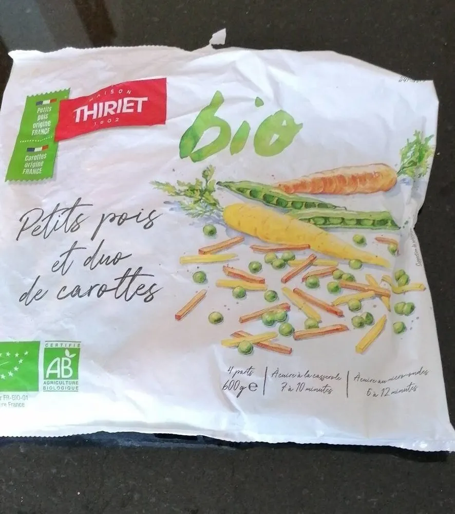 Petits pois et duo de carottes