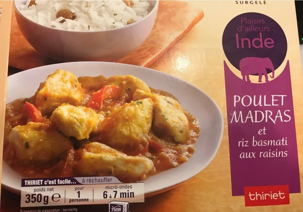 Poulet au curry Madras et riz basmati aux raisins