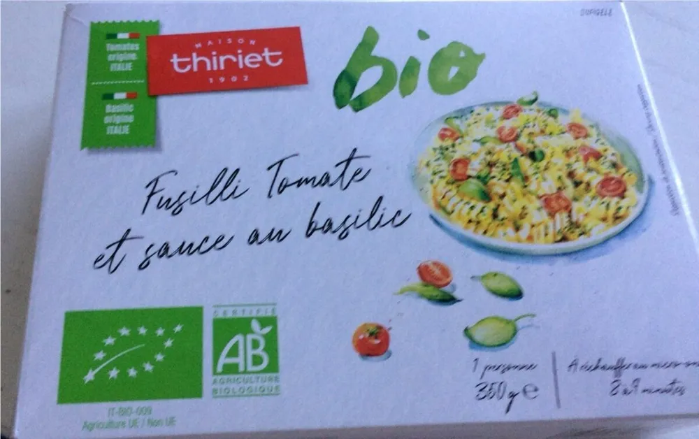 Fusilli tomate et sauce au basilic
