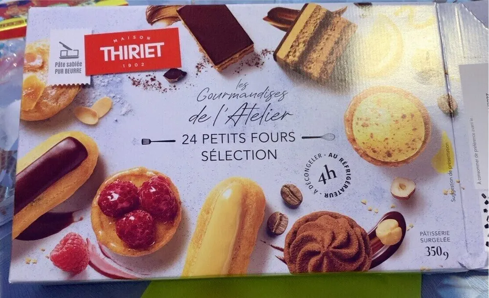 24 petits fours selection
