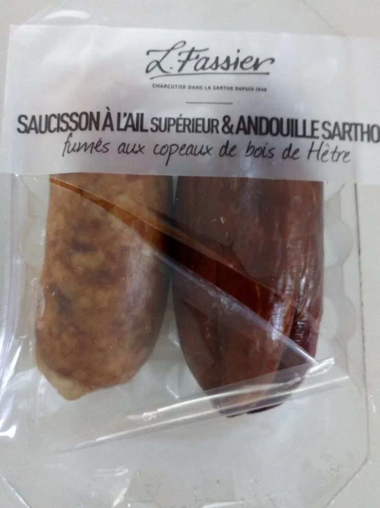 Saucisson à l'ail supérieur et andouille sarthoise