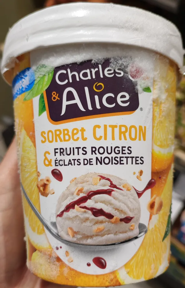 SORBET CITRON & FRUITS ROUGES & ECLATS DE NOISETTES