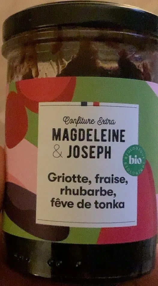 Confiture Griotte, fraise, rhubarbe, fève de tonka