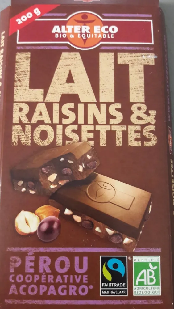Chocolat lait raisins et noisettes