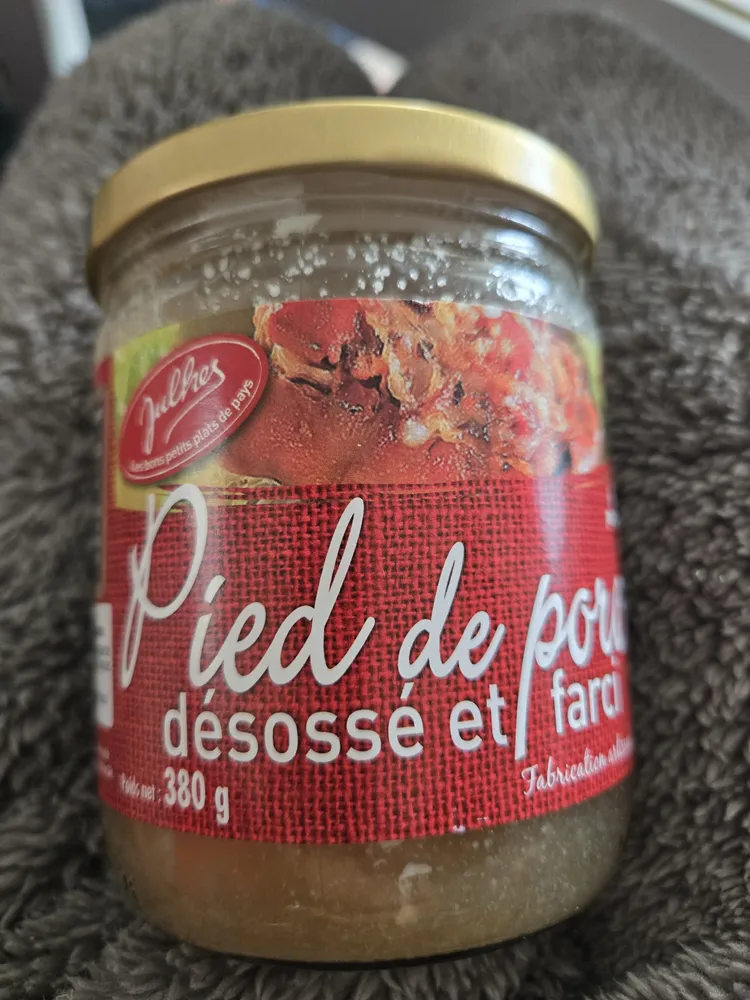 Pied de porc désossé et farci