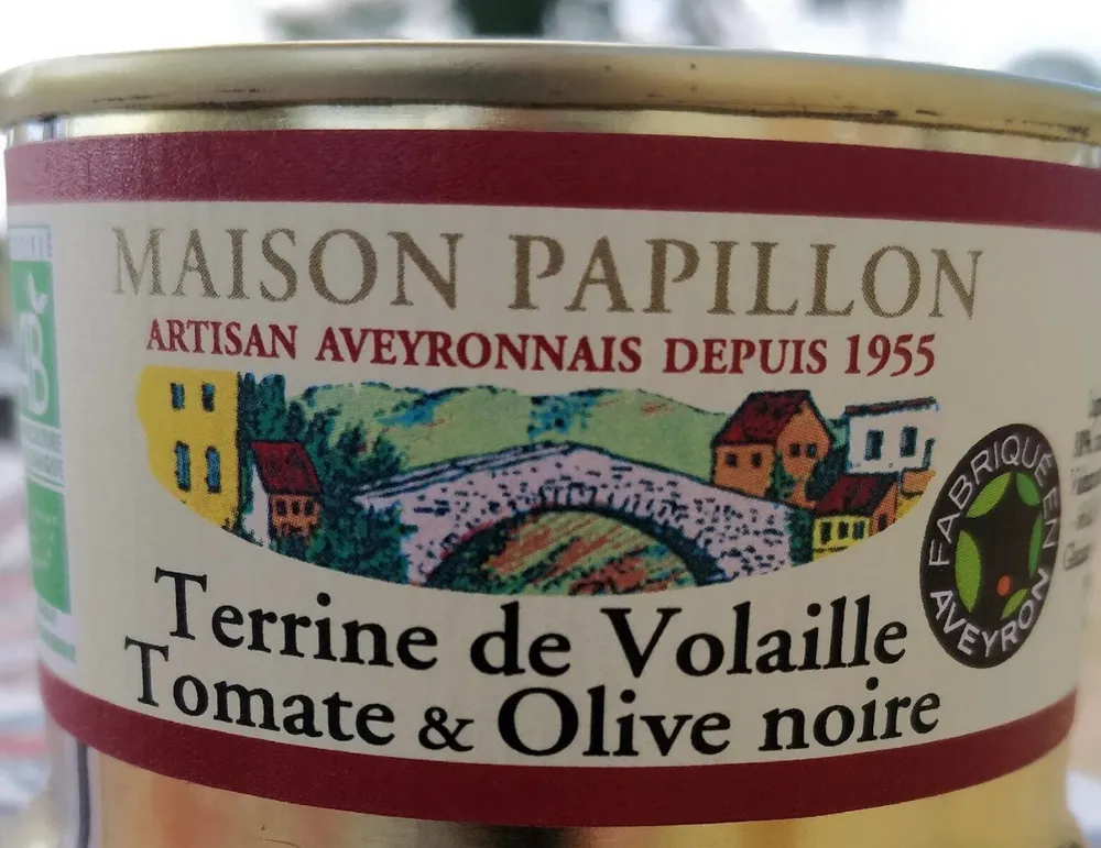 Terrine de volaille tomate et olive noire