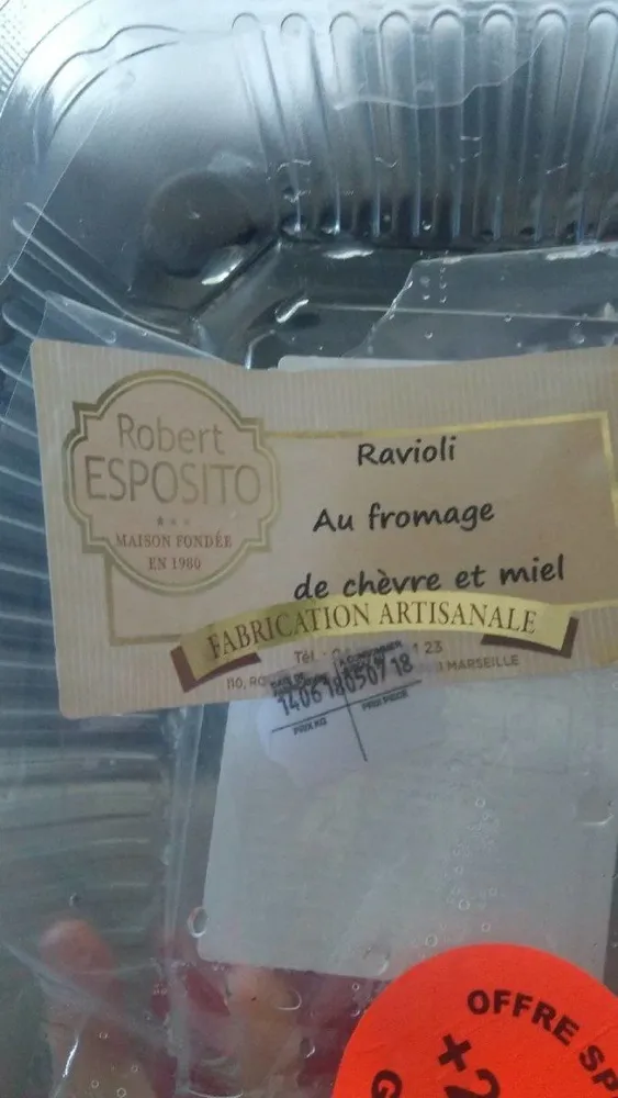 Raviolis au fromage de chèvre et miel