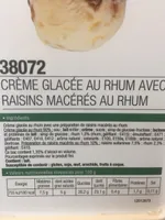 Crème glacée rhum avec raisins macérés au rhum