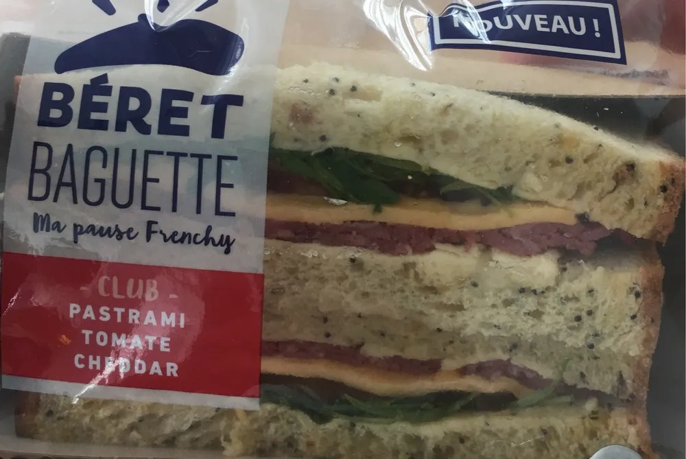 Club pastrami tomate chedar