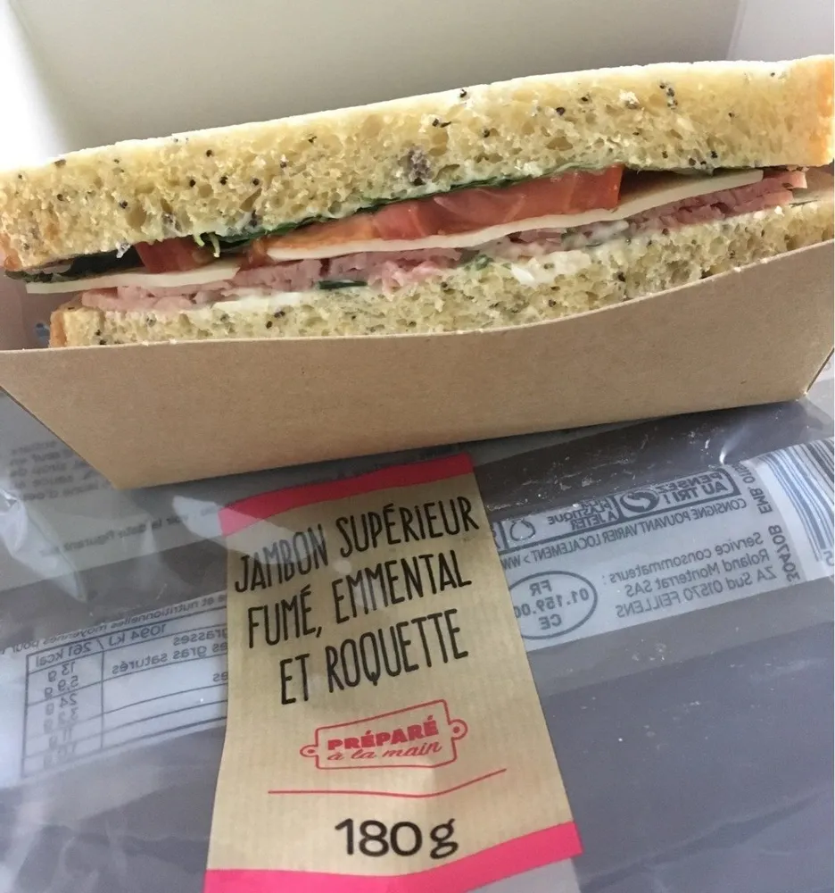 Sandwich brioché préparé a la main
