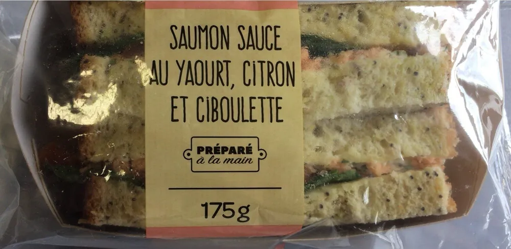 Saumon sauce au yaourt citron et ciboulette