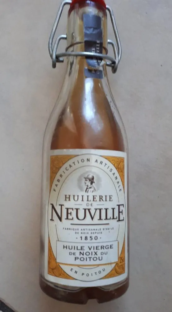 Huile vierge de noix du Poitou